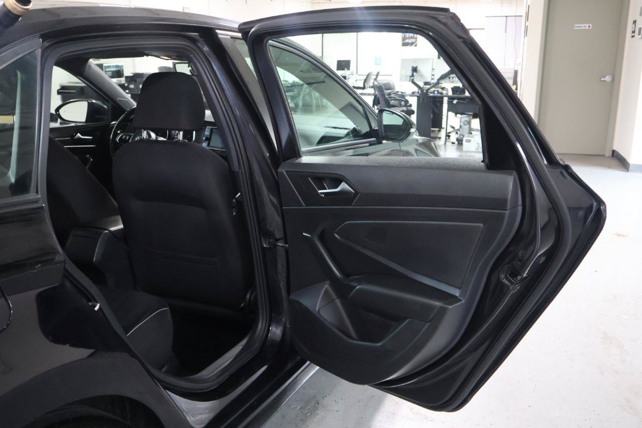 Used 2019 Volkswagen Jetta GLI FWD image 21