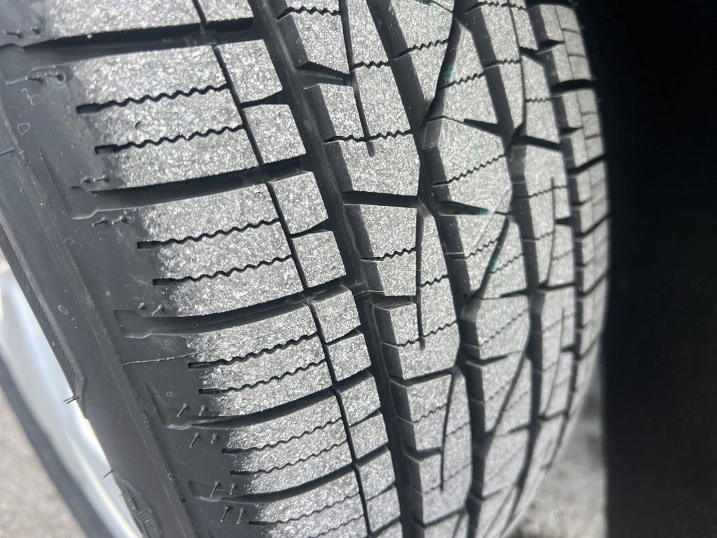 Used 2020 Chevrolet Equinox Premier image 31