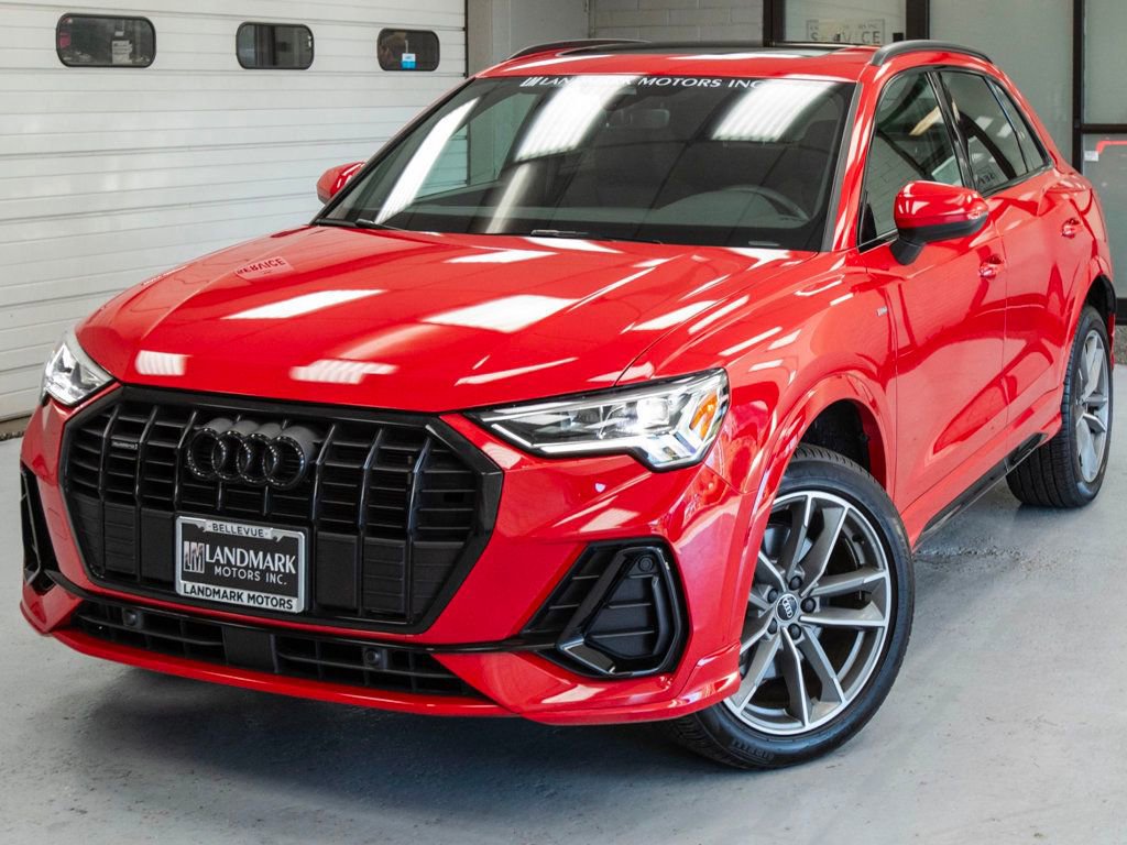 Used 2024 Audi Q3 2.0T Premium w/ Convenience Package image 10