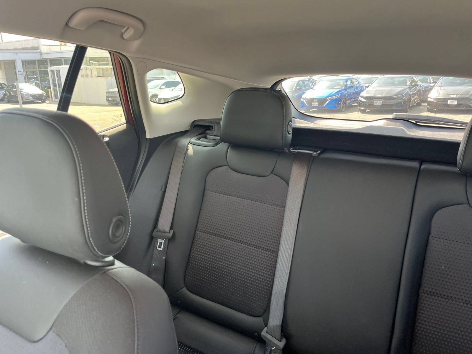 Used 2025 Chevrolet Trax LT FWD image 40