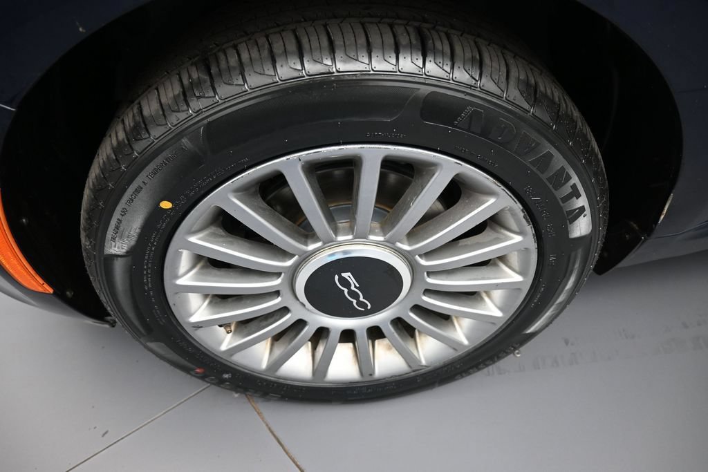 Used 2013 FIAT 500 Lounge w/ Luxury Leather Pkg FWD image 14