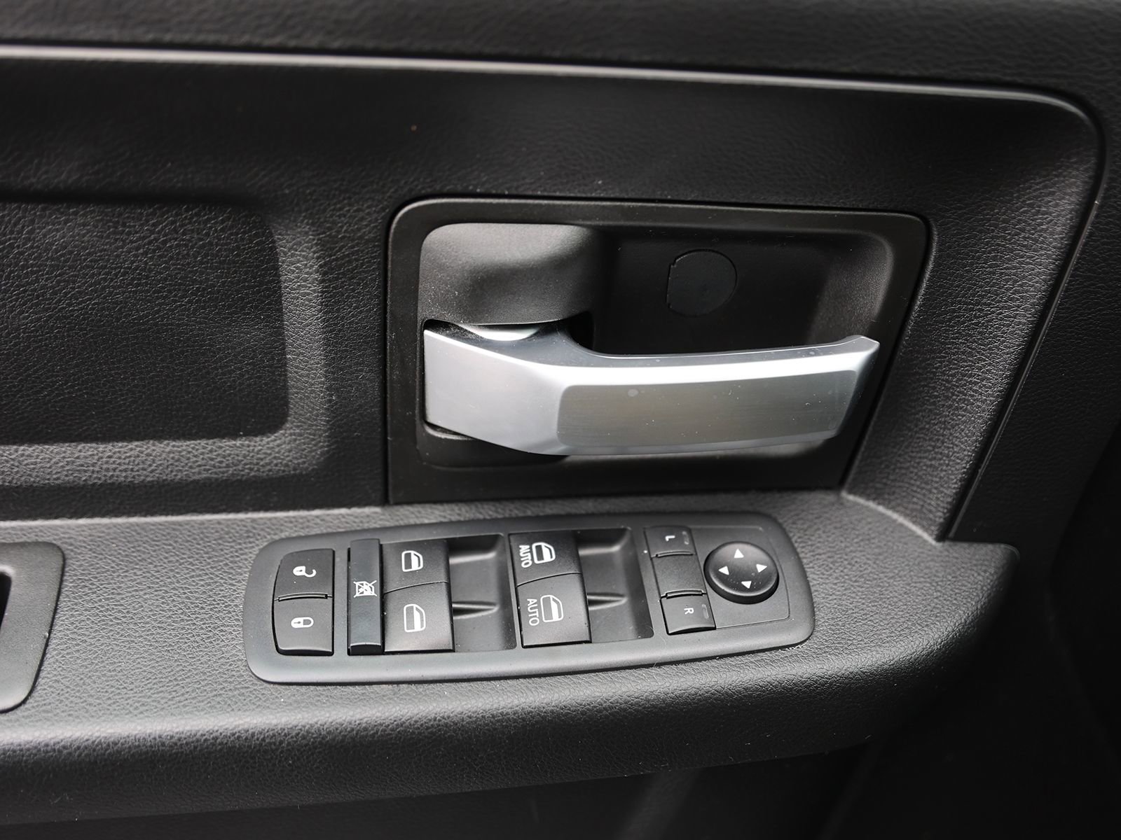 Used 2019 RAM 2500 Tradesman image 36