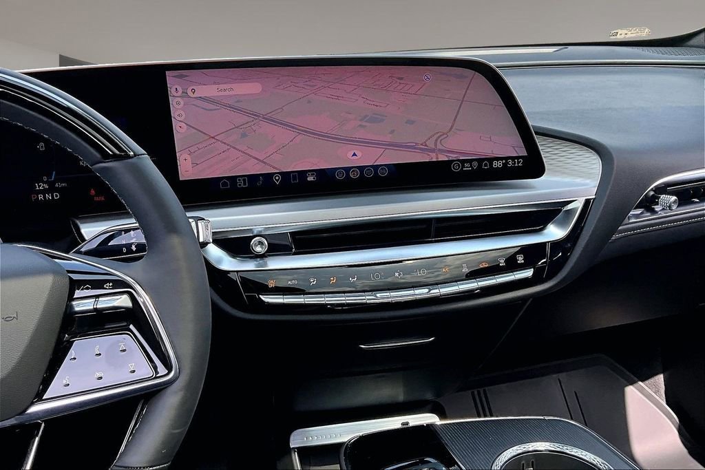 New 2026 Cadillac Lyriq Luxury AWD/4WD image 7
