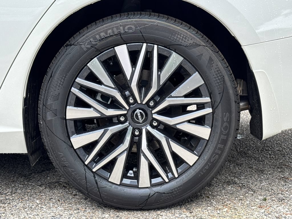 New 2026 Nissan Altima 2.5 SV FWD image 5
