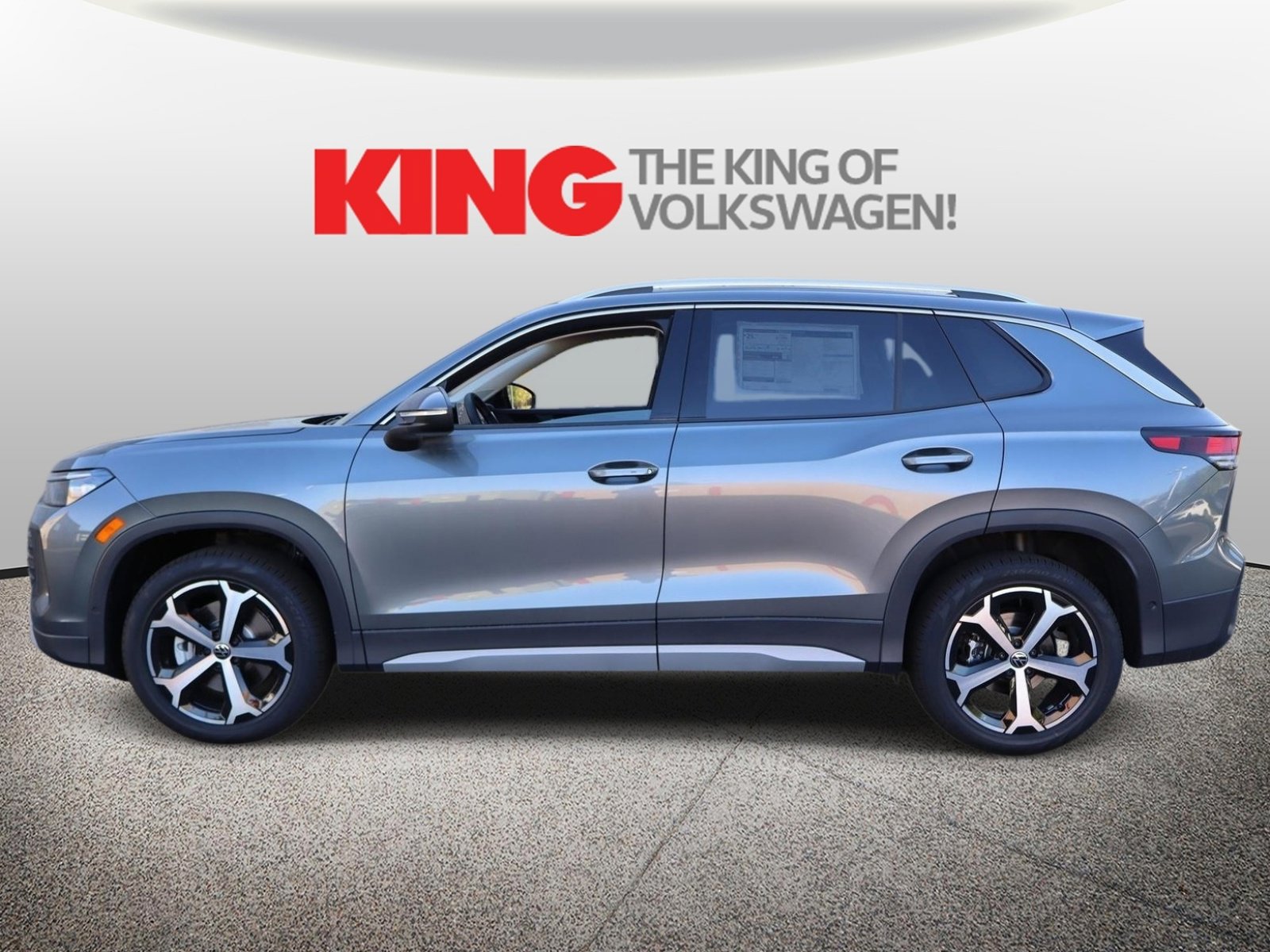 New 2026 Volkswagen Tiguan SE AWD/4WD image 7