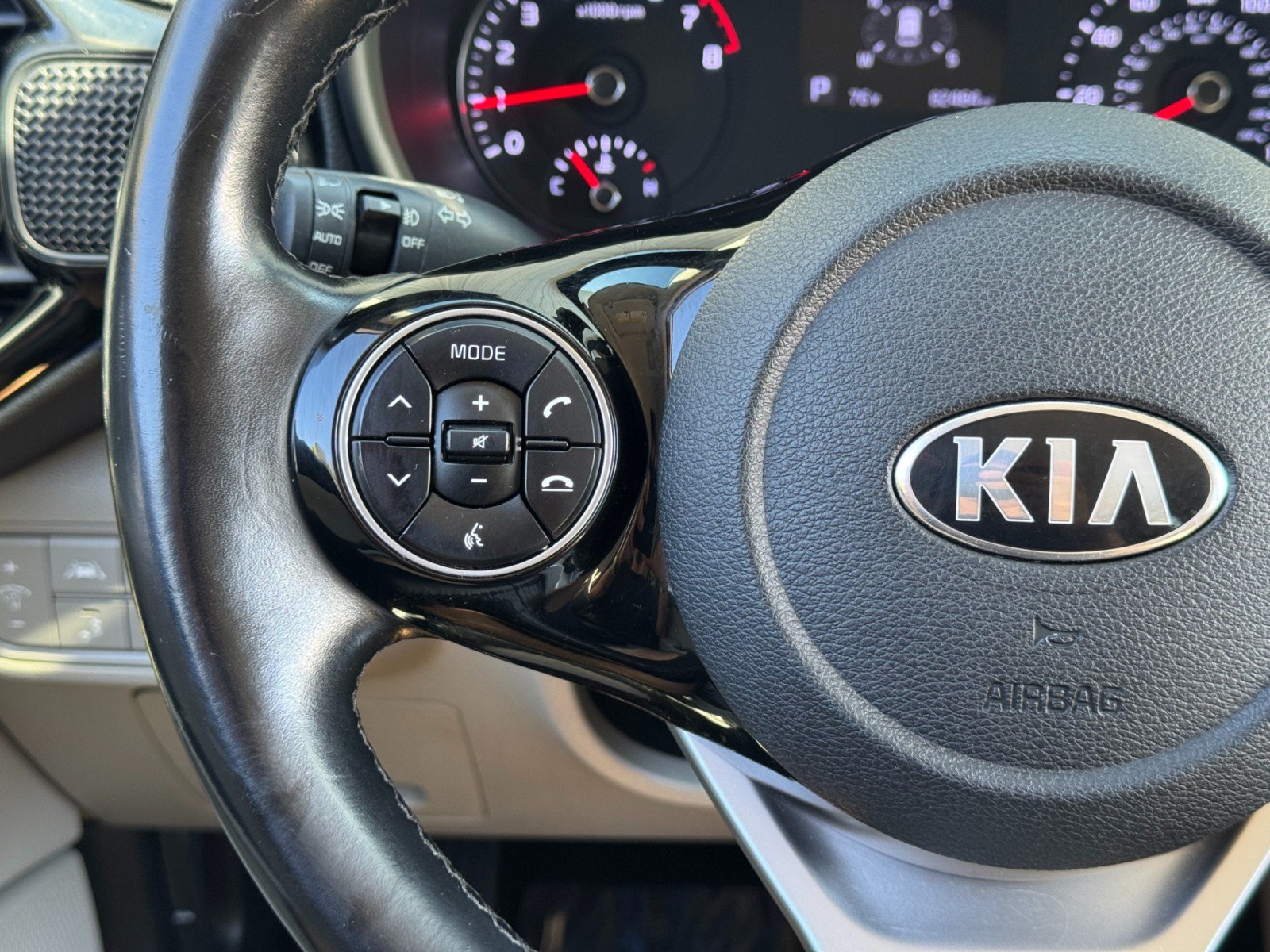 Used 2020 Kia Soul EX FWD image 19