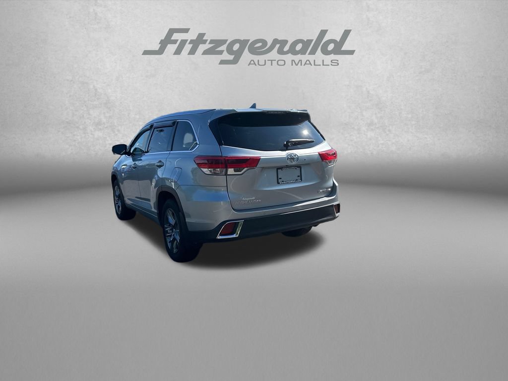 Used 2019 Toyota Highlander Limited Platinum AWD/4WD image 6
