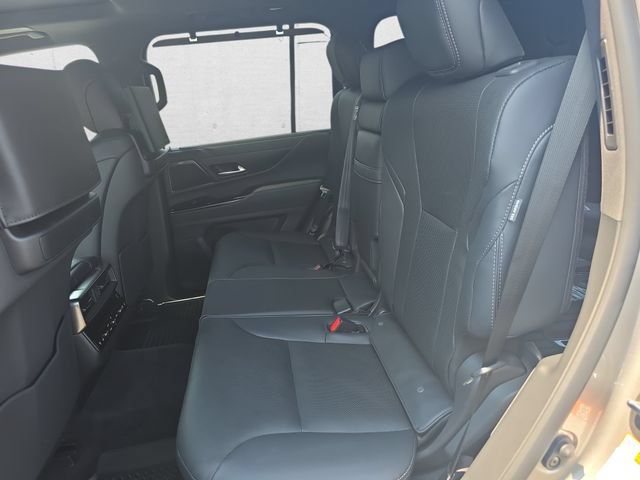 New 2026 Lexus LX 600 4WD w/ Luxury Package image 16