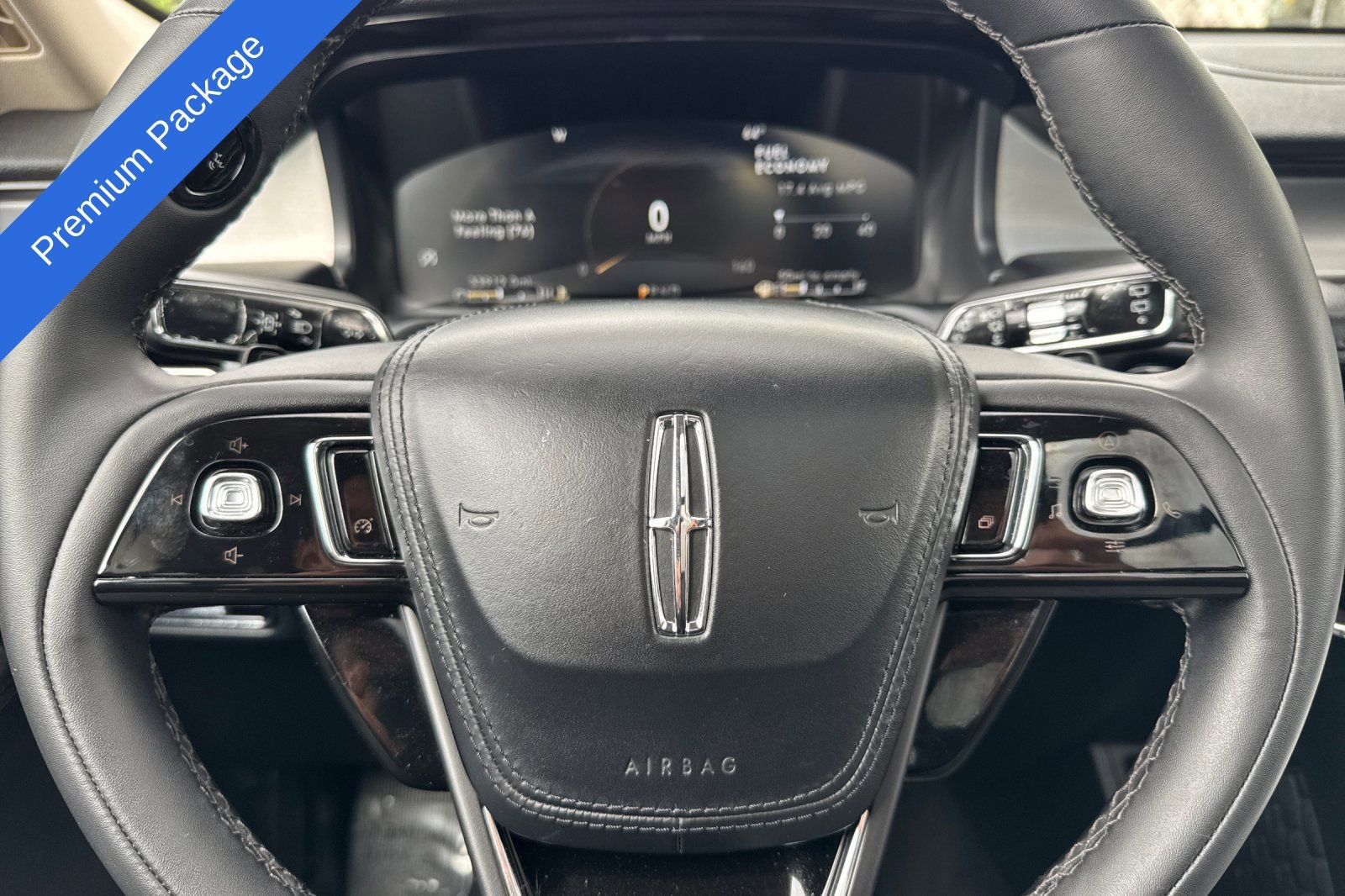 Used 2023 Lincoln Aviator w/ Premium Package image 25