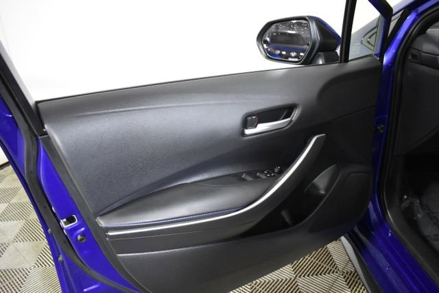 Used 2021 Toyota Corolla SE w/ Carpet Mat Package (TMS) image 7