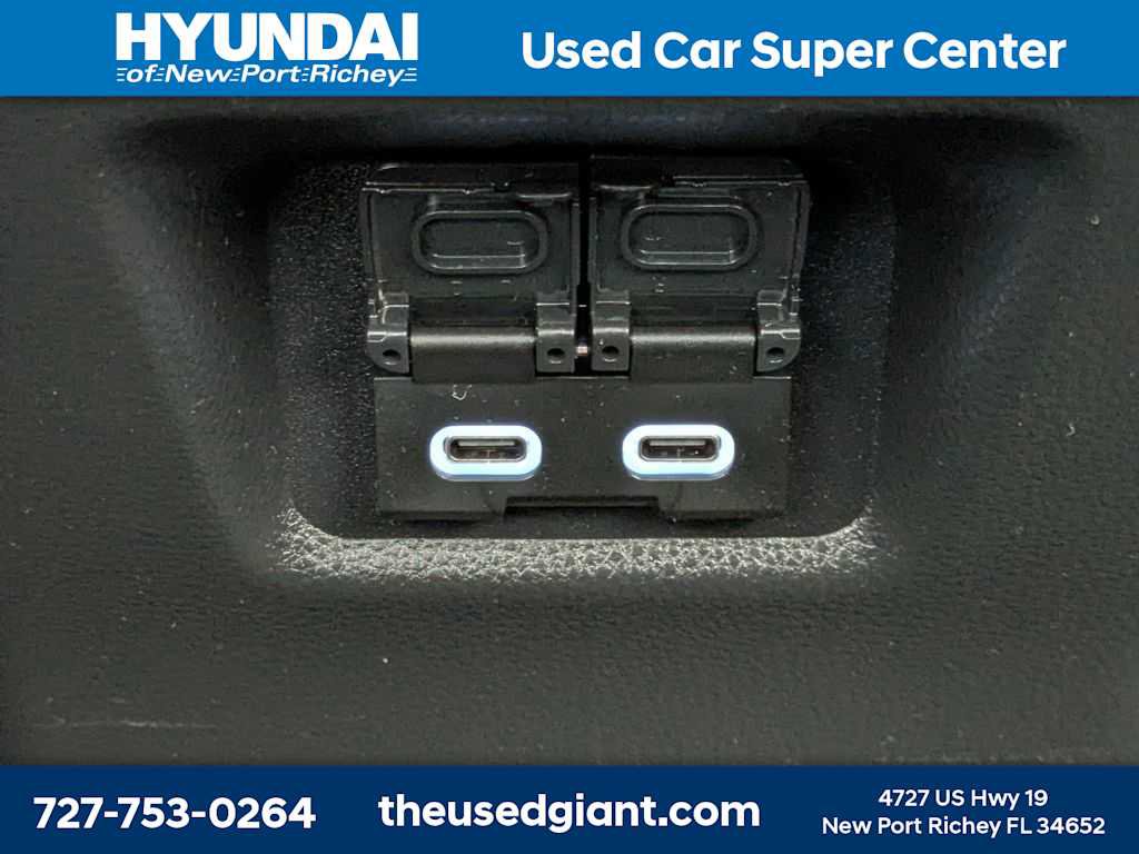 Used 2024 Toyota RAV4 XLE w/ Convenience Package image 19