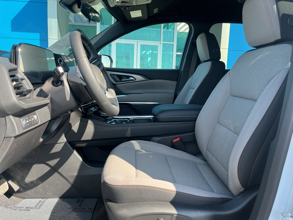 New 2026 Chevrolet Traverse LT image 16