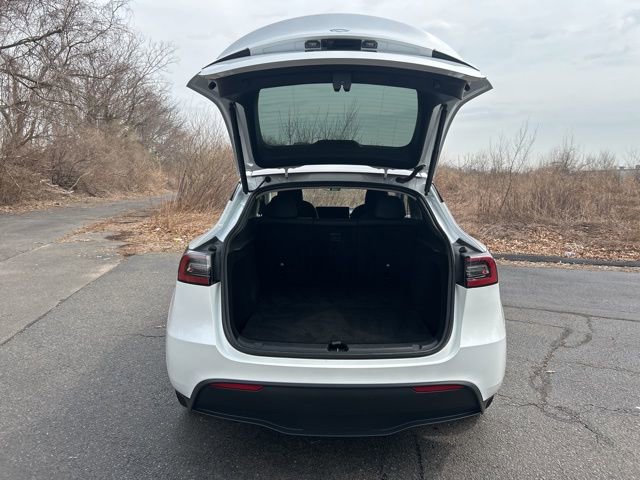 Used 2023 Tesla Model Y Long Range image 22