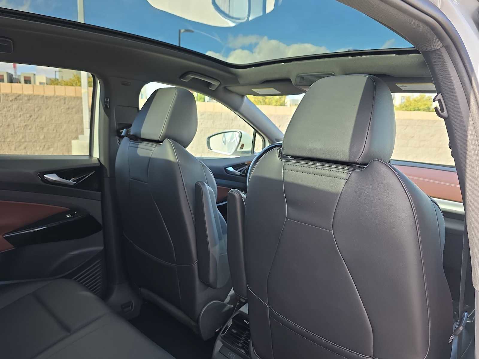 Used 2021 Volkswagen ID.4 Pro S image 16