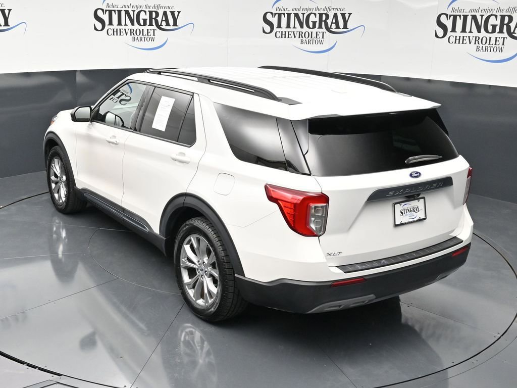 Used 2021 Ford Explorer XLT w/ Equipment Group 202A RWD image 13