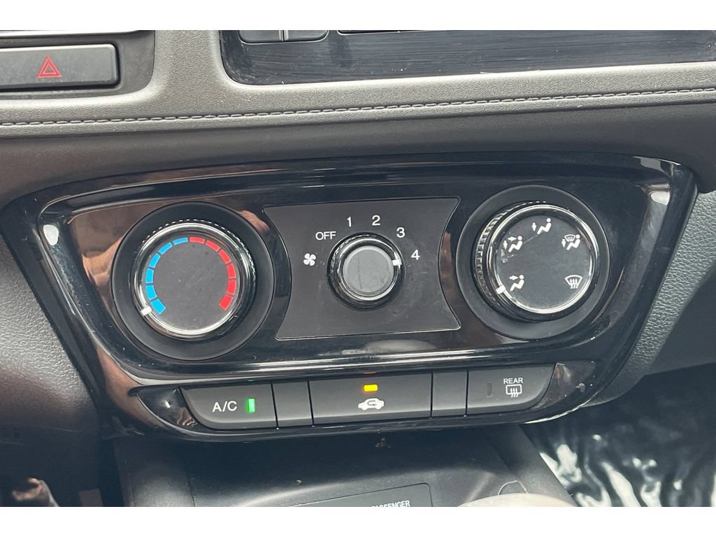 Certified 2017 Honda HR-V LX image 27
