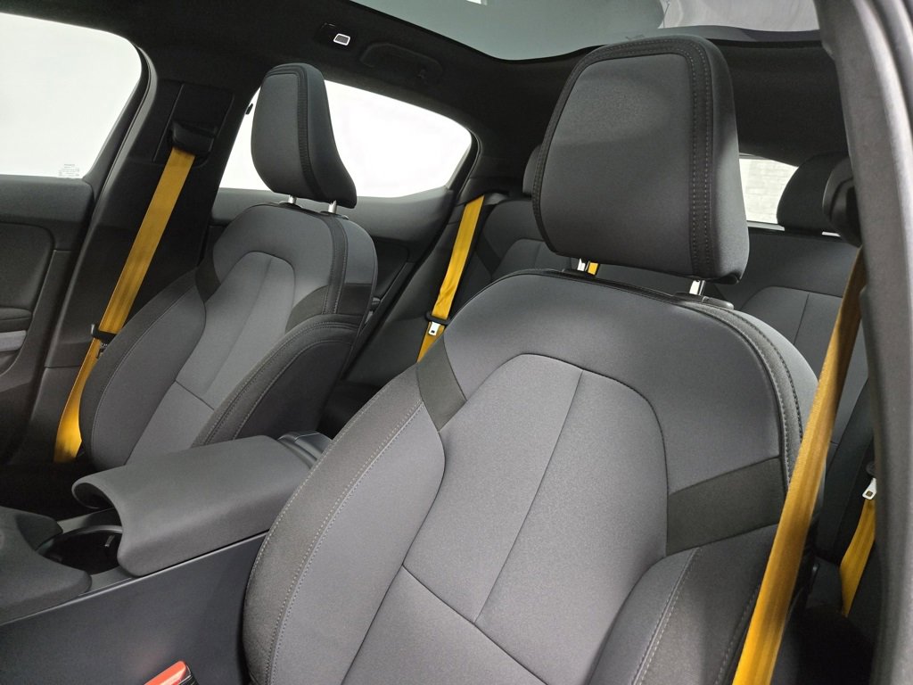 Used 2022 Polestar Polestar 2 w/ Performance Package image 12