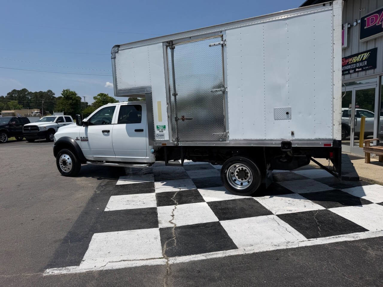 Used 2016 RAM 5500 Tradesman AWD/4WD image 10