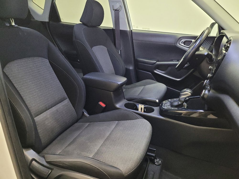 Used 2020 Kia Soul EX image 21