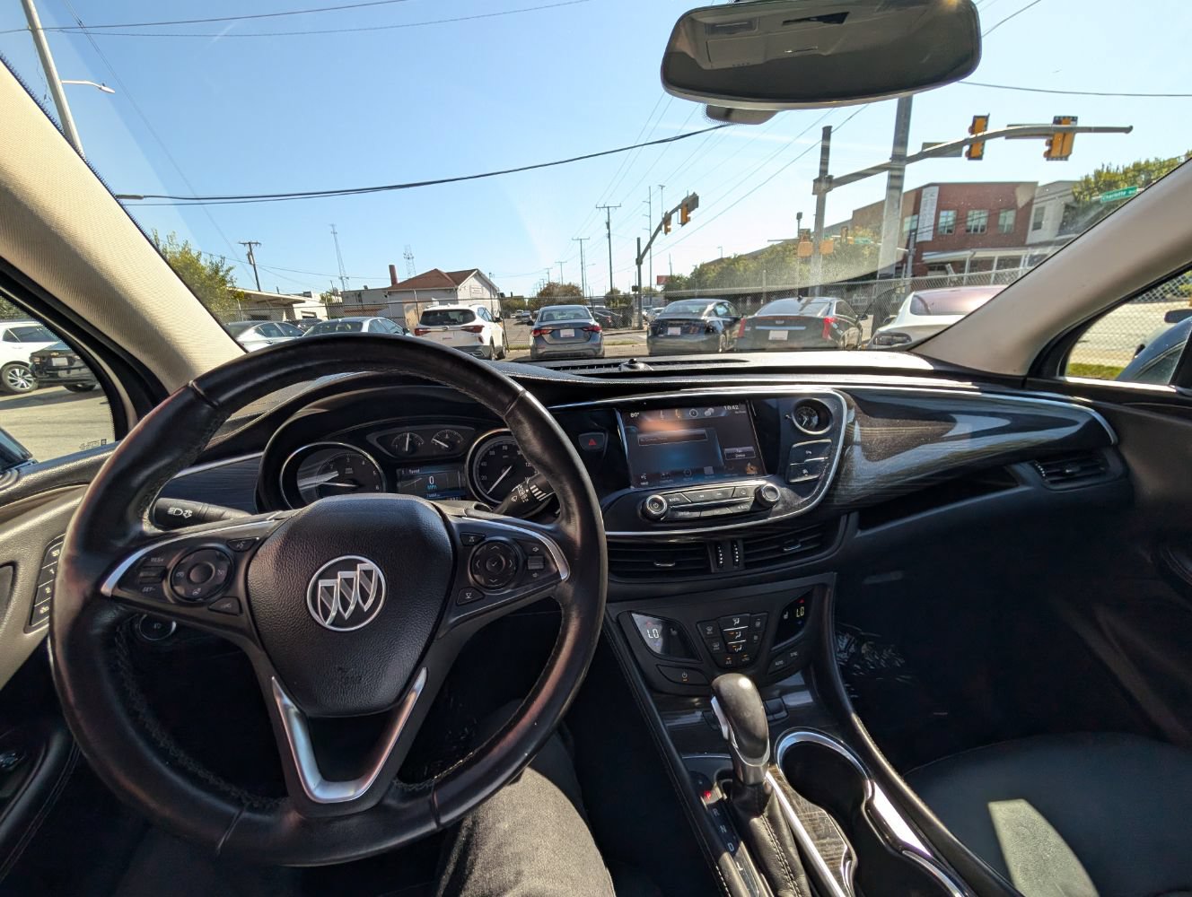 Used 2019 Buick Envision Essence FWD image 21