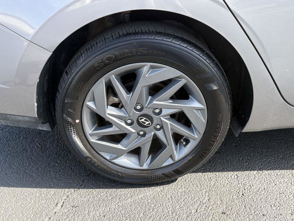 Used 2024 Hyundai Elantra SEL image 26