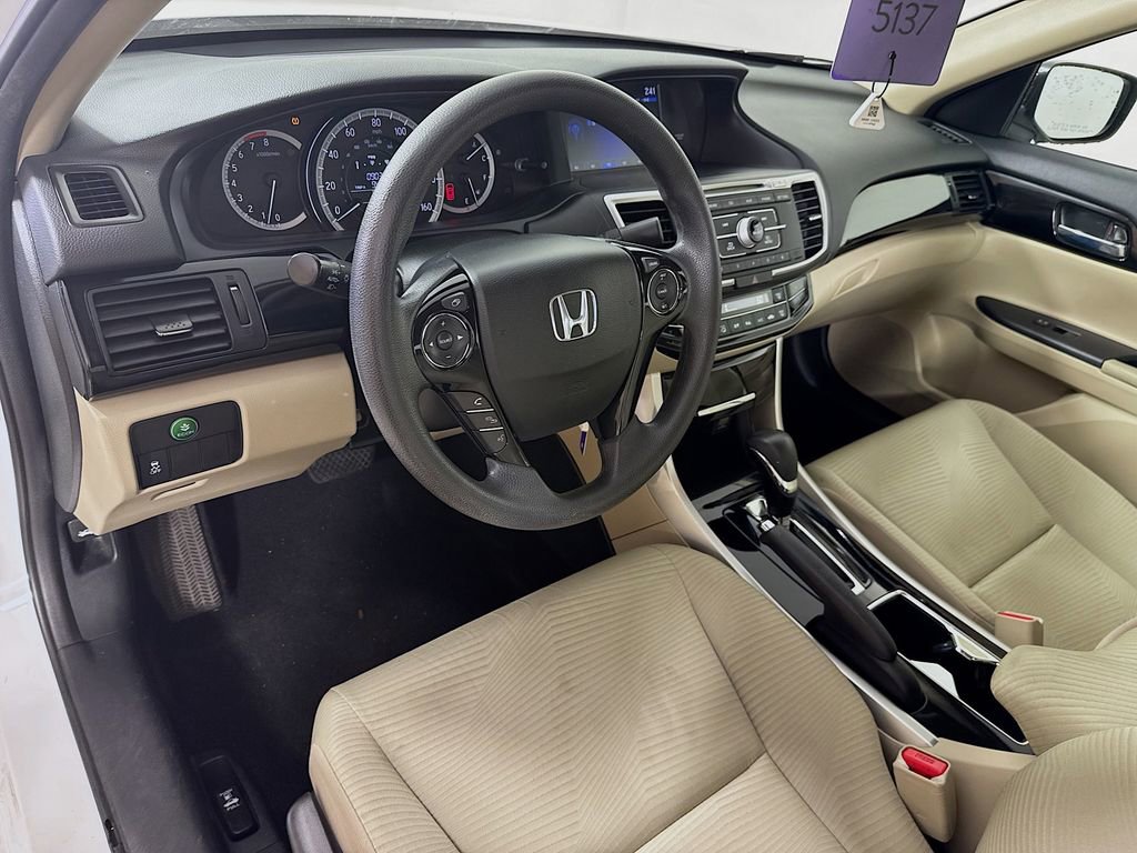 Used 2016 Honda Accord LX image 5