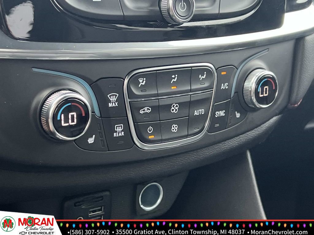 Certified 2023 Chevrolet Traverse RS w/ LPO, Floor Liner Package image 22