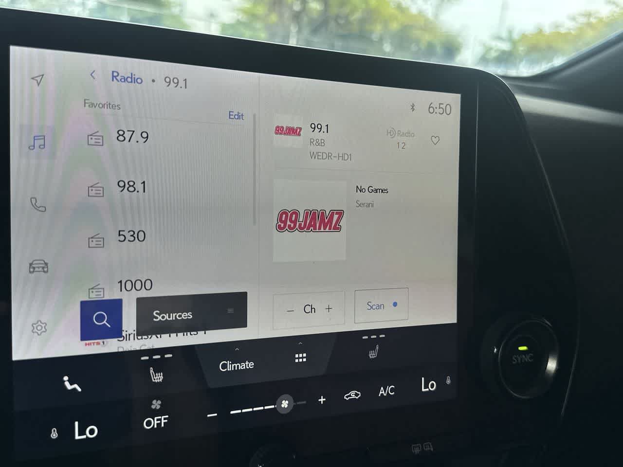 Used 2023 Lexus NX 250 FWD w/ Towing Package (2000 Lbs) image 18