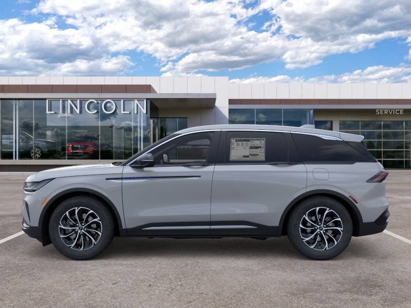 New 2026 Lincoln Nautilus Premier AWD/4WD image 3