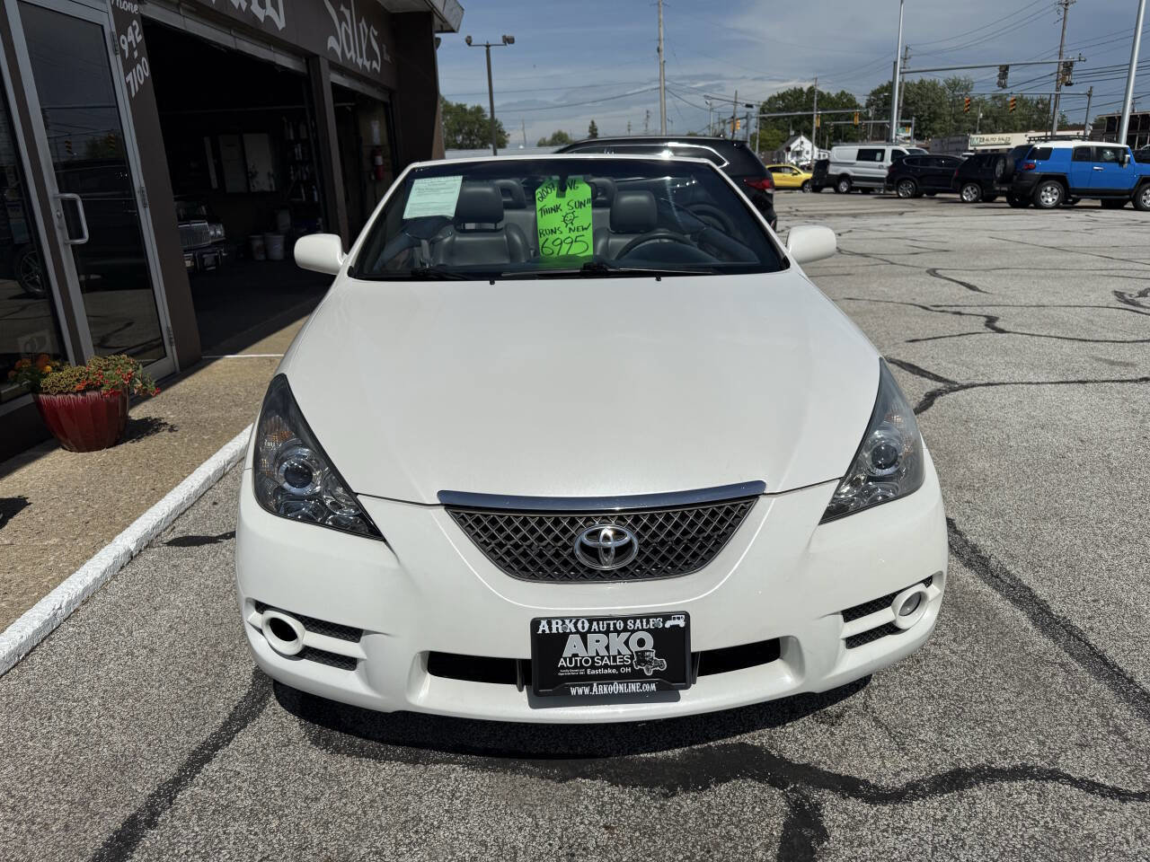 Used 2007 Toyota Solara SE Sport FWD image 2