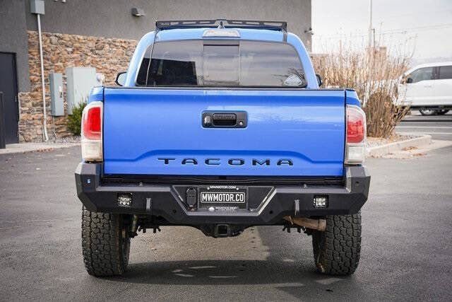 Used 2020 Toyota Tacoma TRD Sport w/ Technology Package AWD/4WD image 7