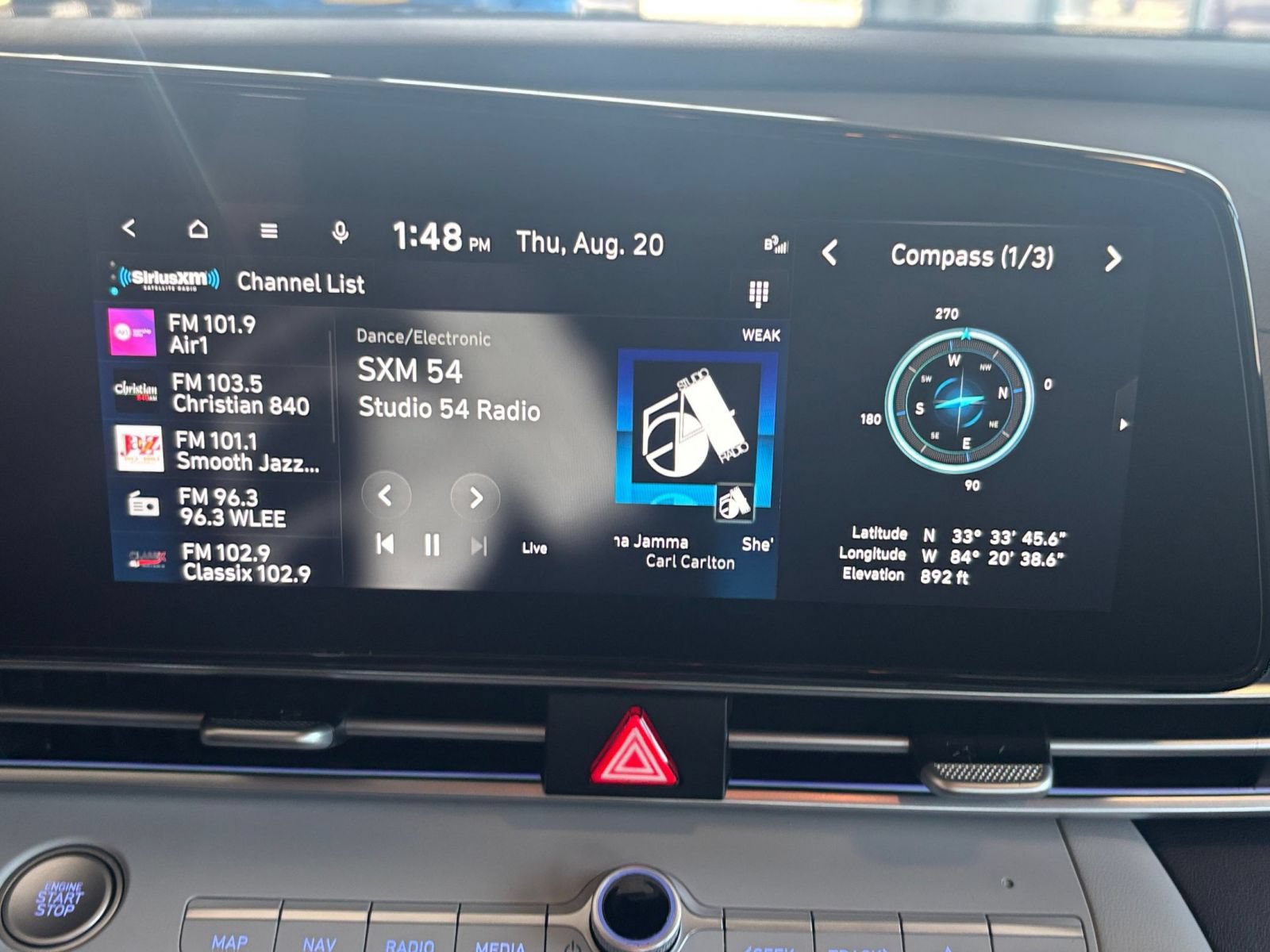 Used 2025 Hyundai Elantra Limited FWD image 19