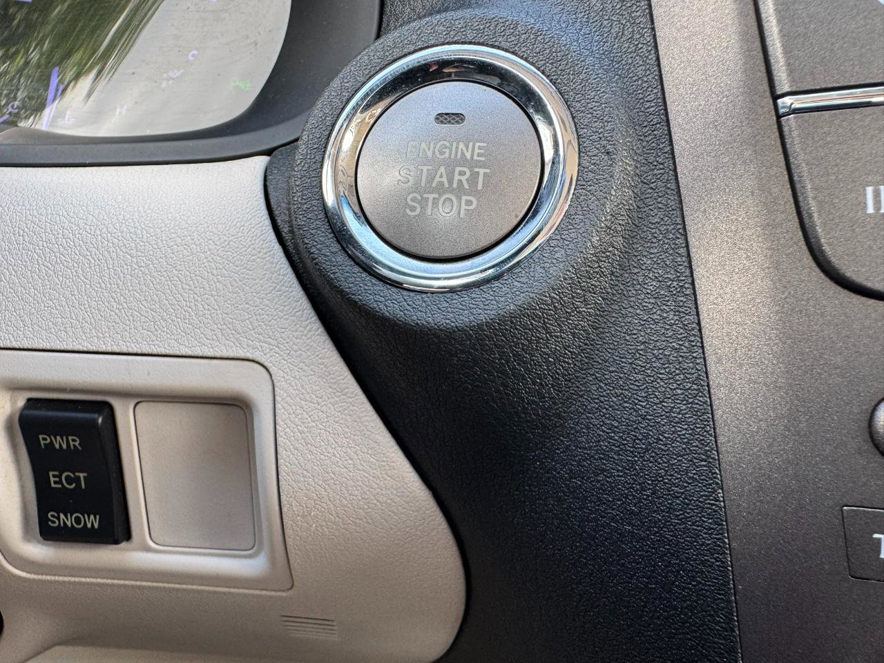 Used 2013 Lexus IS 250C image 26