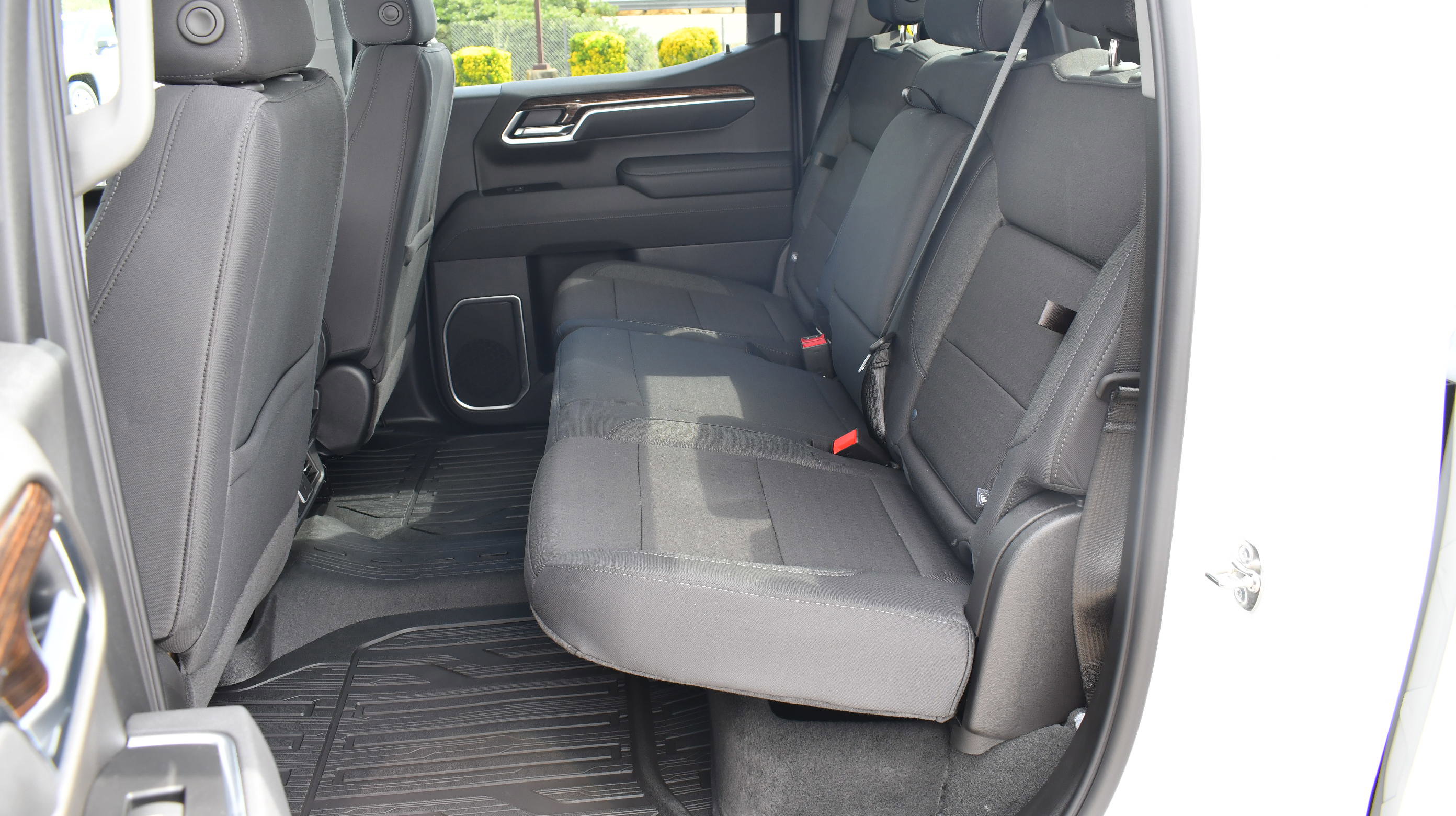 New 2026 GMC Sierra 1500 Elevation w/ LPO, Elevation Black Package AWD/4WD image 25