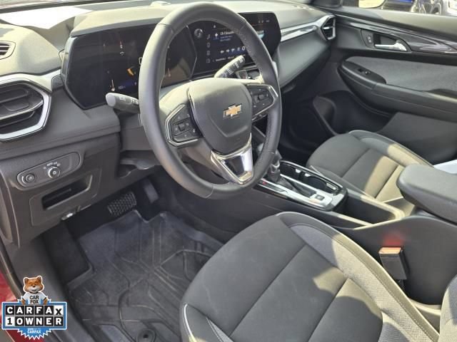 Used 2024 Chevrolet TrailBlazer LT w/ LT Cold Weather Package FWD image 18