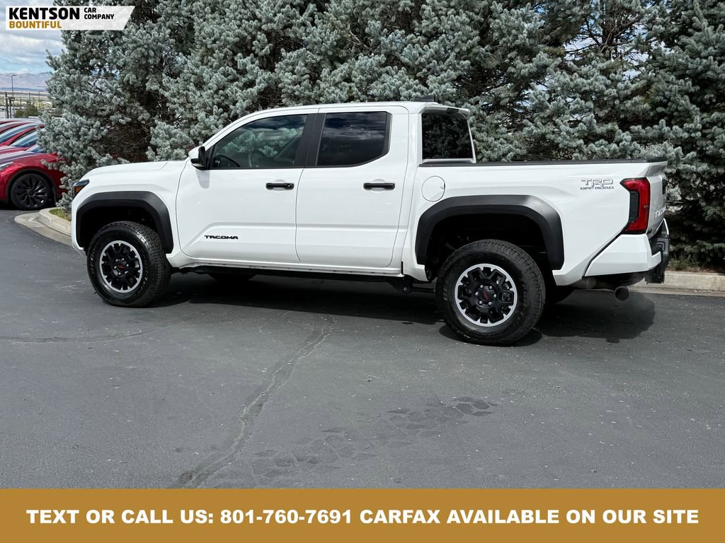 Used 2025 Toyota Tacoma TRD Off-Road image 5