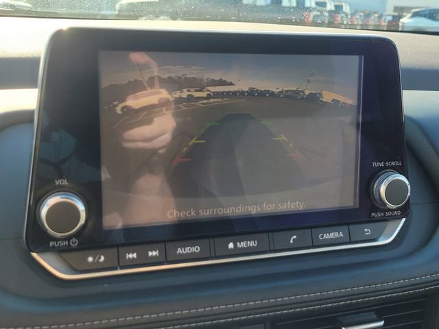 Used 2021 Nissan Rogue S image 18