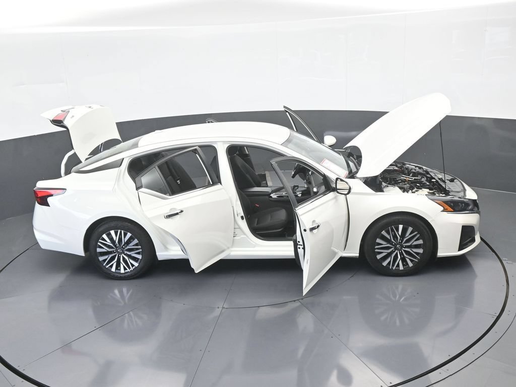 Used 2023 Nissan Altima 2.5 SV FWD image 71