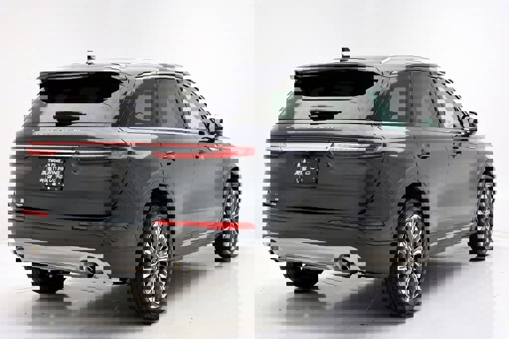 Used 2022 Lincoln Corsair Reserve w/ Equipment Group 201A image 10