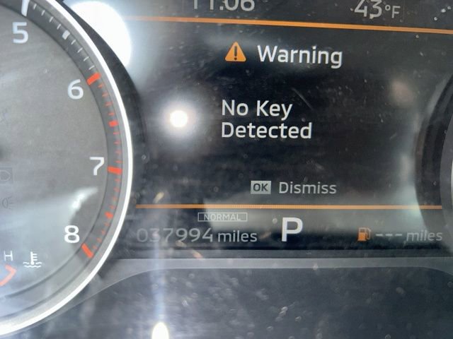 Used 2023 Mitsubishi Outlander SE image 17