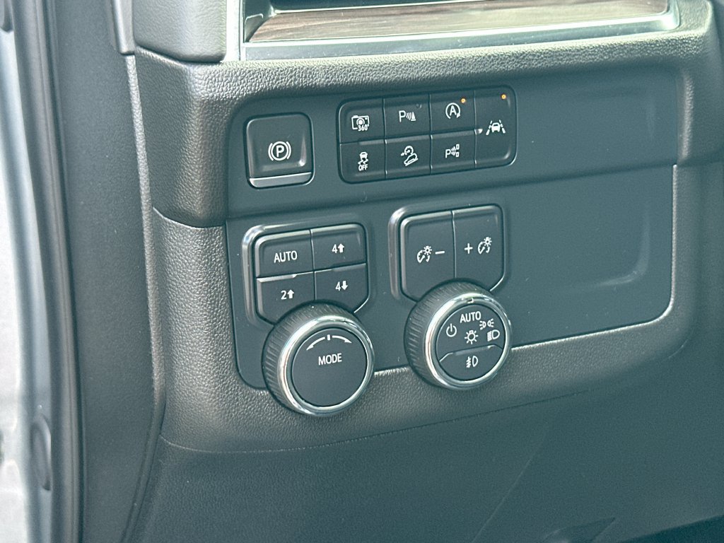 Certified 2025 Chevrolet Tahoe Z71 AWD/4WD image 10