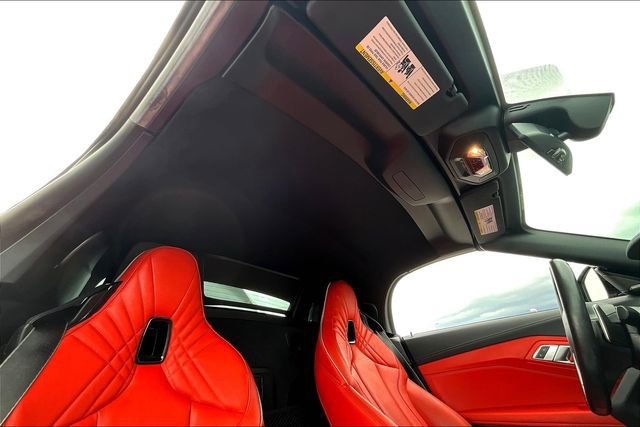 Used 2022 BMW Z4 M40i w/ Premium Package image 16