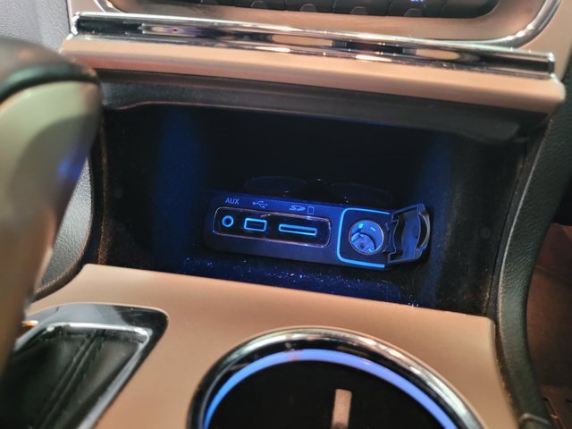 Used 2017 Jeep Grand Cherokee Laredo w/ Trailer Tow Group IV image 37