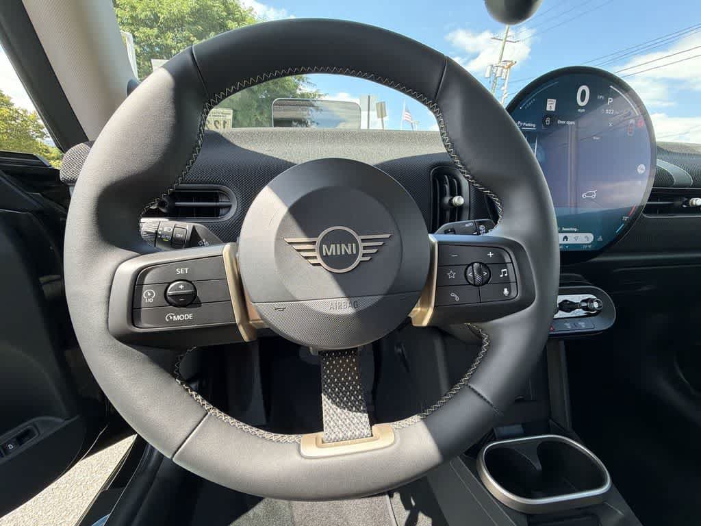 Used 2025 MINI Cooper S FWD image 23
