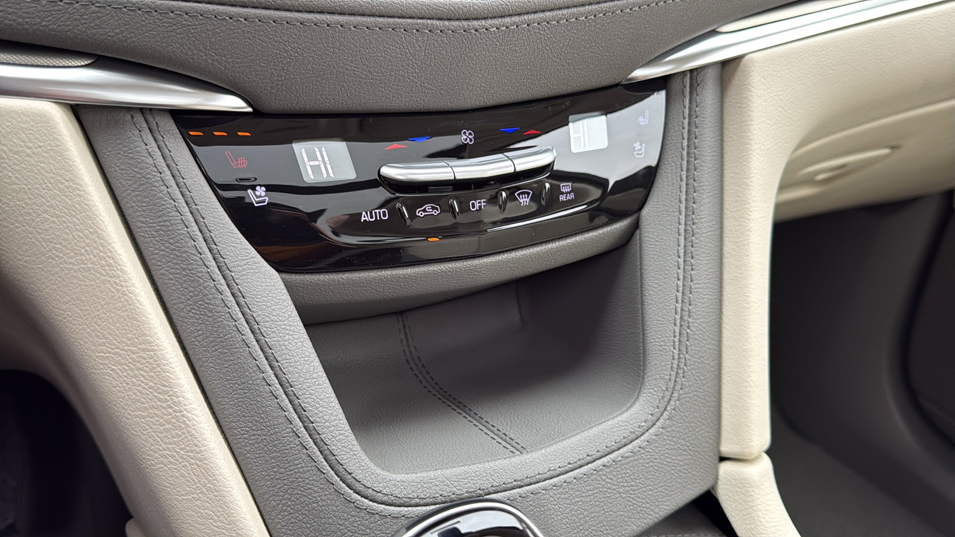 New 2026 Cadillac XT5 Premium Luxury w/ Driver Assist Package image 22