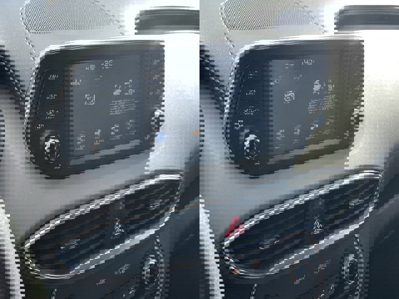 Used 2019 Hyundai Santa Fe SE image 7