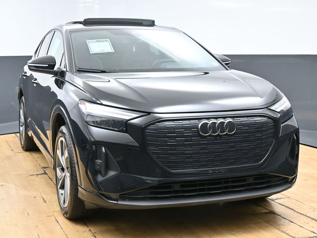 Used 2023 Audi Q4 e-tron Premium Plus w/ Premium Plus AWD/4WD image 4