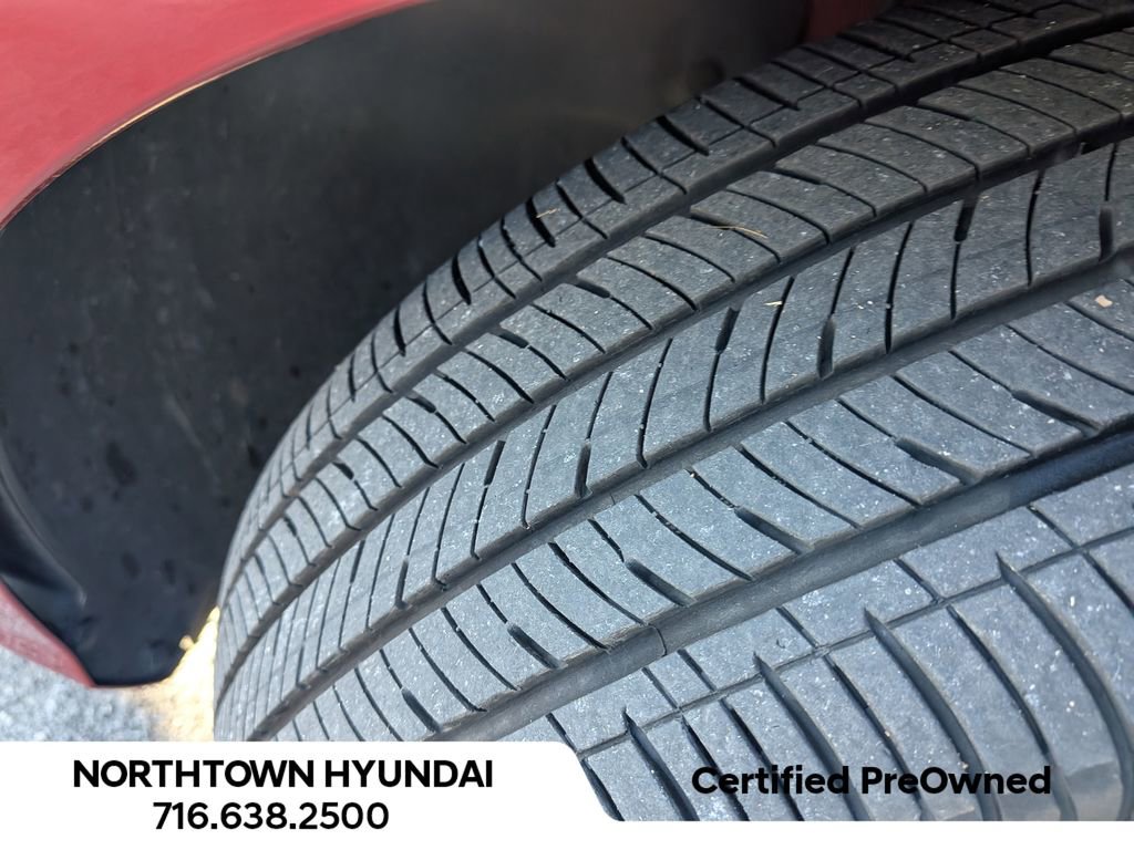 Certified 2024 Hyundai Elantra SEL image 41