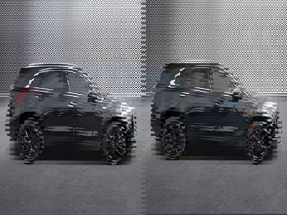 New 2026 Cadillac XT5 Premium Luxury w/ LPO, ONYX Package image 4