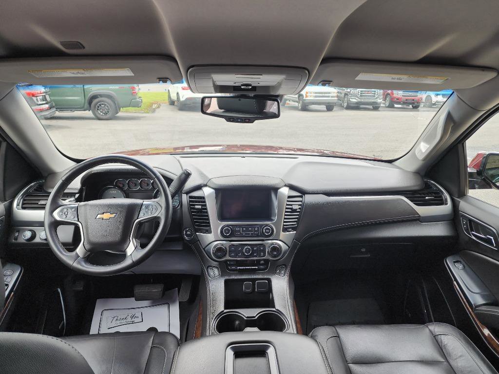 Used 2019 Chevrolet Tahoe LT w/ Luxury Package AWD/4WD image 15